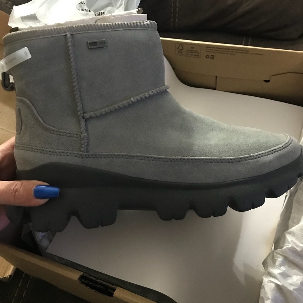 Ugg boots sz 6